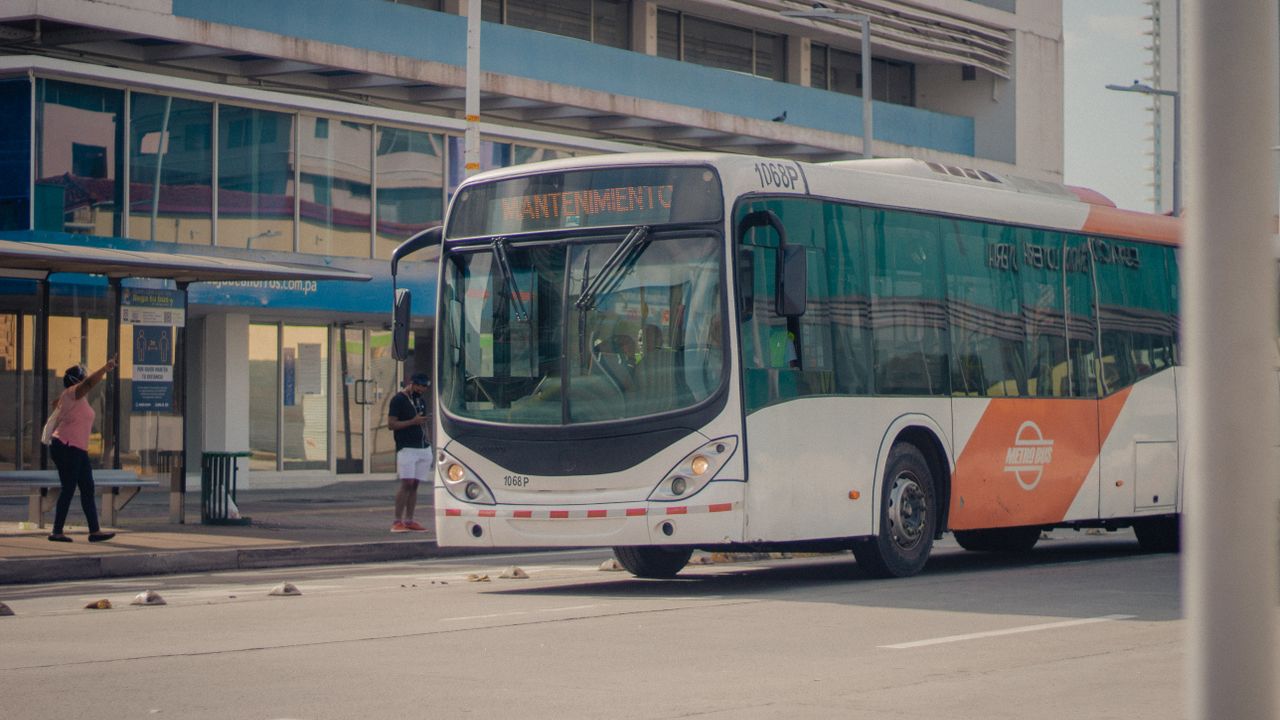 Bus Wrapping